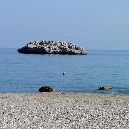 Costa Azzurra 3* Brolo