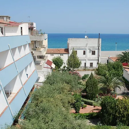Hotel Costa Azzurra Brolo
